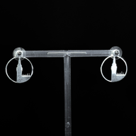 Big Ben Medium Earrings – Silver – Pendant or earrings inspired by London’s iconic Big Ben tower – elegant architectural design on dark background