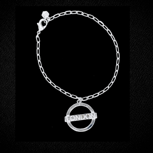 London Medium Bracelet – Silver – A tribute to London’s essence – elegant handcrafted jewellery inspired by its iconic cityscape, styled on a black backdrop
