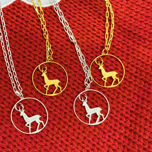 Wandering Deer Pendant Necklace - Gold