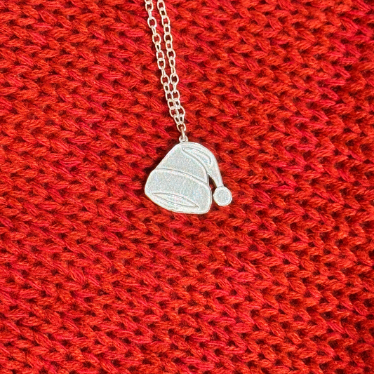 Santa Cap Dangling Bracelet - Silver