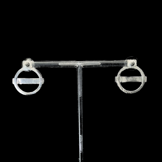 London Medium Earrings – Silver – A tribute to London’s essence – elegant handcrafted jewellery inspired by its iconic cityscape, styled on a black backdrop