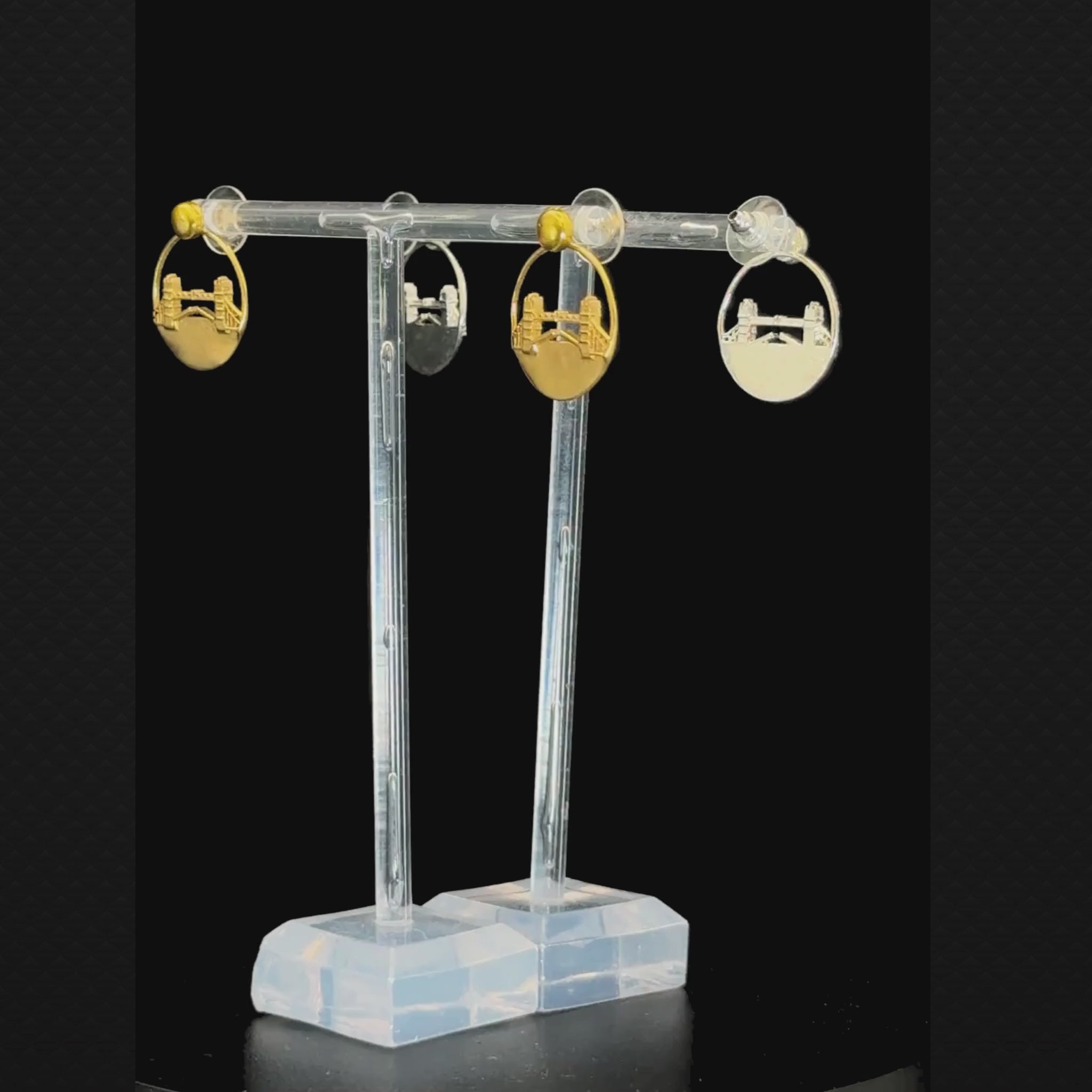 Tower Bridge Studs + Hoop Earrings Medium Silver